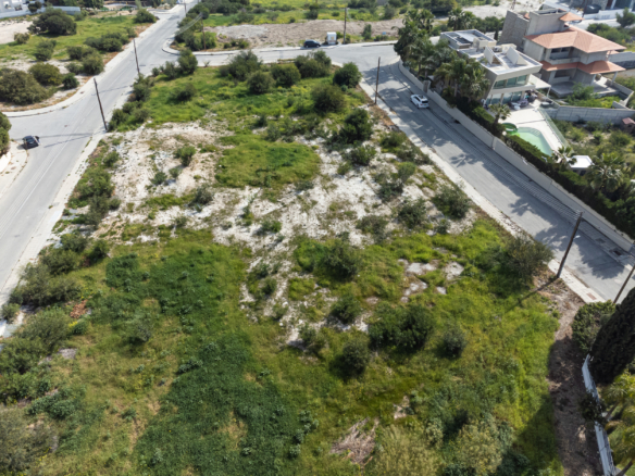 Plot 12