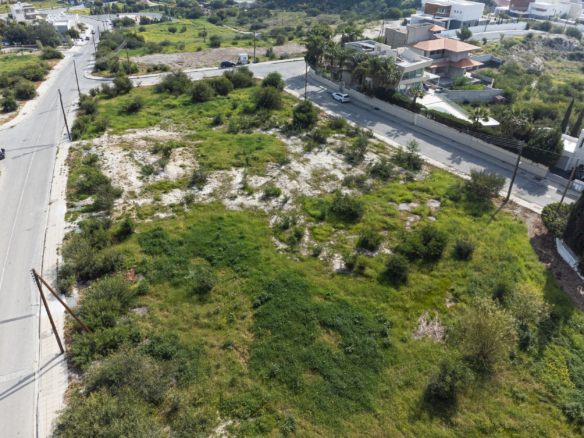 Plot 13